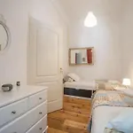 شقة 3 Bedroom In Sacadura Cabral