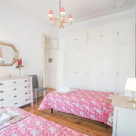 3 Bedroom In Sacadura Cabral